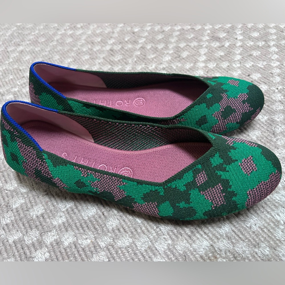 Rothy's RETIRED PRINT Green & Pink Botanicamo Slip-On Flats Size 9.5 -EXCELLENT